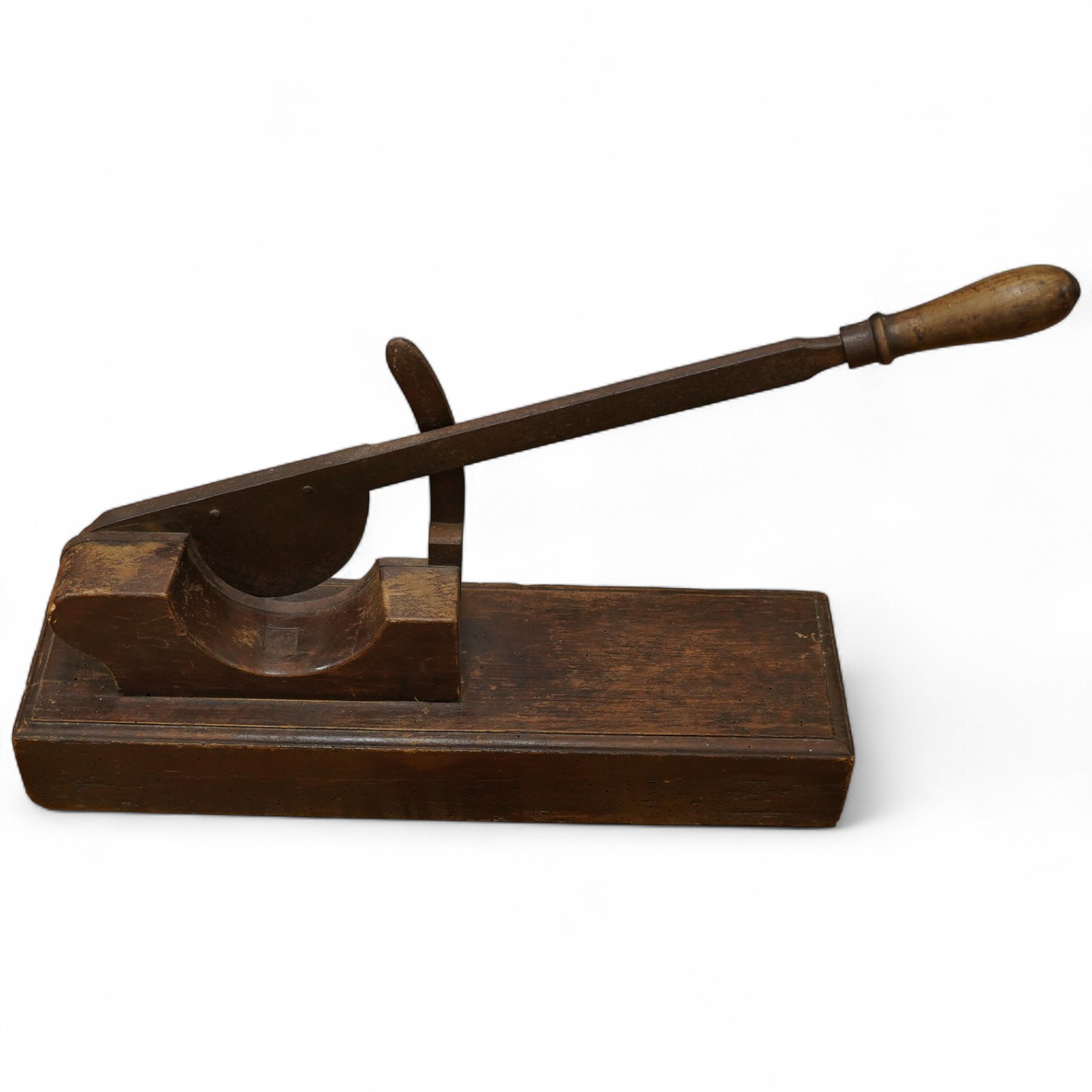 A French baguette cutter